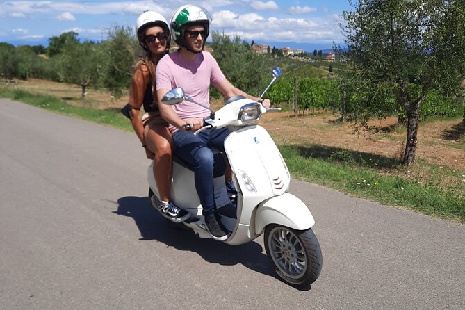 Florence Vespa Tour as a Passenger, max 6 people + Wine Window! - Finishing at the Orcagna wine window