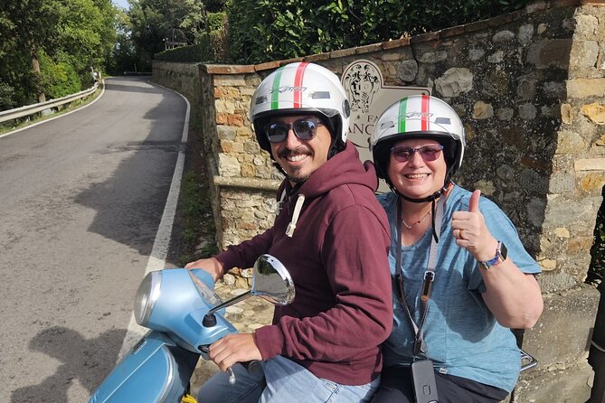 Florence Vespa Tour as a Passenger, max 6 people + Wine Window! - Safety, comfort, and the passenger experience