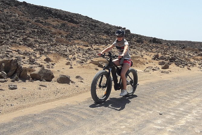 From Corralejo: E-bike/E-scooter 3-4 hour excursion - Why this Corralejo e-bike trip is worth your morning