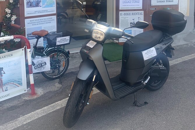 Full-day E-Scooter Rental in Minori, Amalfi Coast - Collecting the scooter in Minori