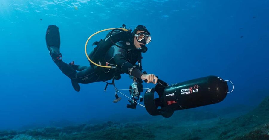Funchal: DPV- Scooter Dive Adventure - A briefing before the throttle opens