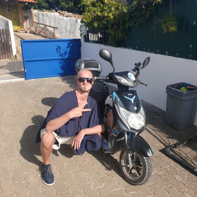 Go Green, Go Free: Rent E-Scooters Easy in Ericeira - Battery planning for a longer outing