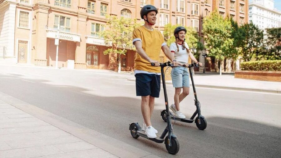 Gran Canaria: Rent Electric Scooter Kick Start - Maspalomas Botanical Park and the Oasis Lagoon