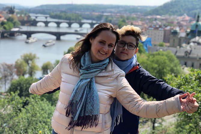 Grand City Tour of Prague on Cruiser e-Bikes or e-Scooters - Starting in Malá Strana with a quick safety lesson