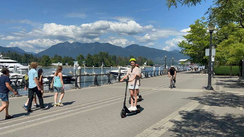 Great Vancouver EUC & E-scooters loop tour - Granville Island Market and a useful pause