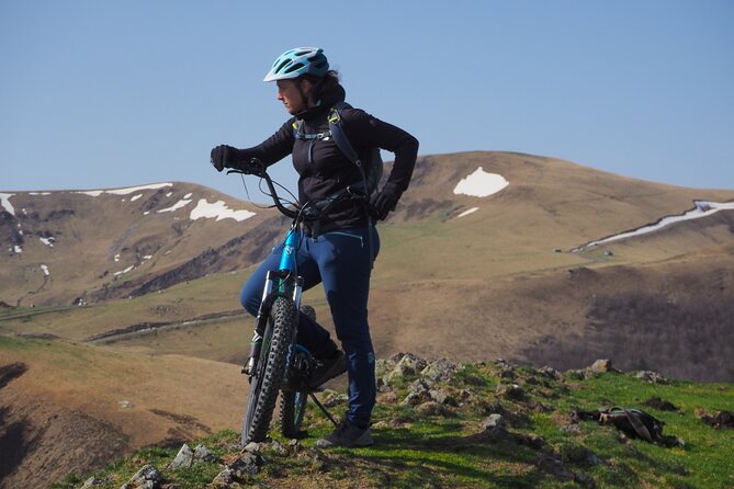 Guided hike to Iraty by electric scooter - Riding Through Iraty’s Open Views and Woods