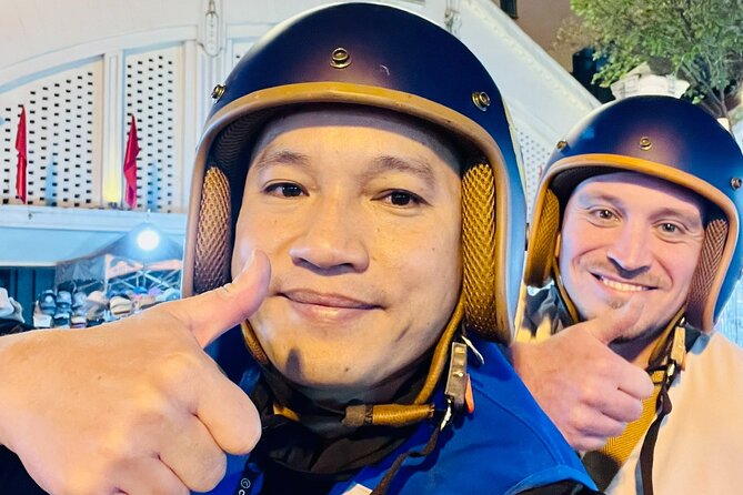 Hanoi After Dark Vespa Tour (4 hours): Street Food & Night Vibes - Truc Bach Lake and the food tasting