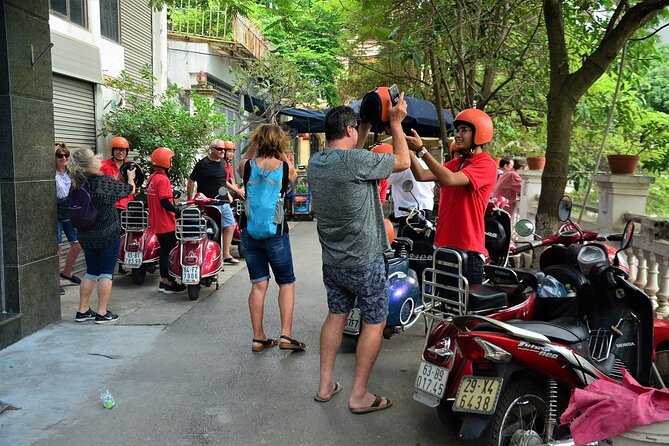 Hanoi Back Streets Vespa Tours: Hanoi Vintage Vespa Tours City - Truc Bach Lake and the food finish