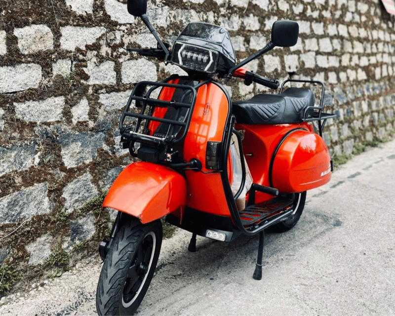 Hanoi: Food and Sightseeing Vespa Tour with 7 Tastings - A Food Tour With Hanoi’s Traffic in the Background