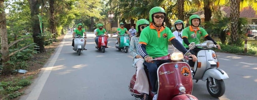 Hanoi Hidden Gems: Jeep, Vespa or Motorbike Tour - Banana Island: gardens, dirt paths, and farmland
