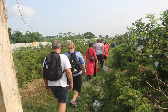 Hanoi Vespa Full Day City & Countryside with Female Ao Dai Riders - Ba Dinh Square and An Duong Market