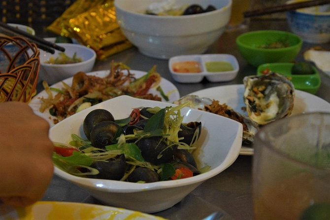Hanoi Vespa Tours: Hanoi After Dark Vespa Food Tours - Duong Tau and the railway streets