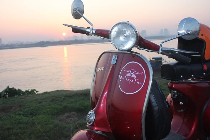 Hanoi Vespa Tours: Hanoi Vintage Vespa Tours Countryside - Why a Small Group Helps
