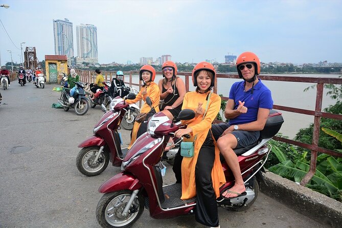 Hanoi Vespa Tours Led By Women: Hanoi City Vespa Tours - Through Dong Xuan Market to Long Bien Bridge