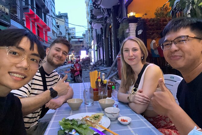 Ho Chi Minh City: Local Food Tour by Scooter with Vegan Option - Ho Thi Ky Flower Market and the final spread