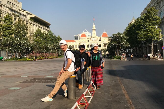 Ho Chi Minh City Sightseeing, midnight, Shopping tours by scooter - Riding through Ho Chi Minh City by scooter