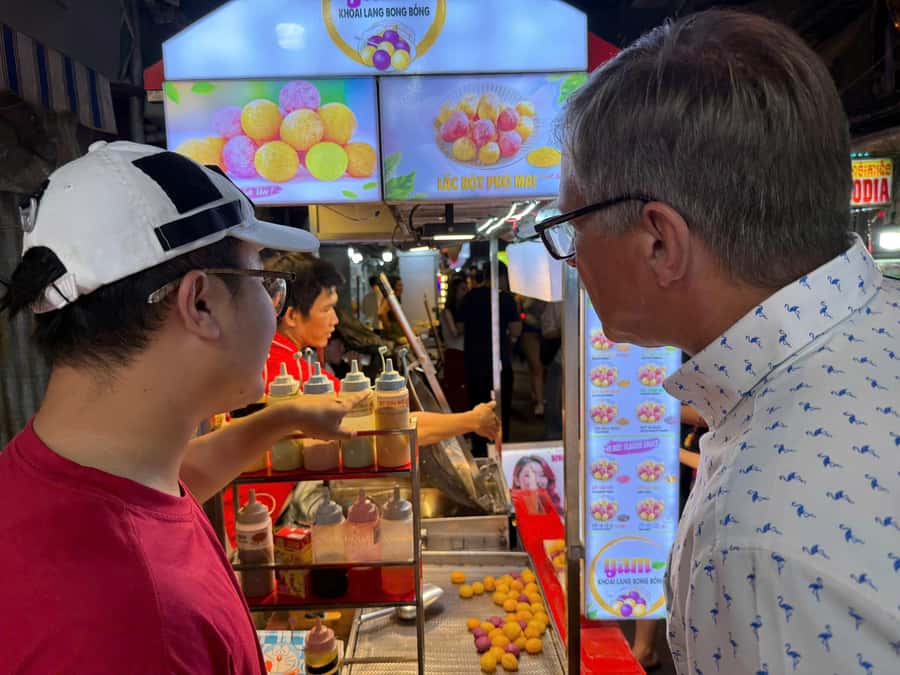 Ho Chi Minh: Local Food Tour by Scooter with Vegan Option - Vegan, vegetarian, and allergy-friendly planning