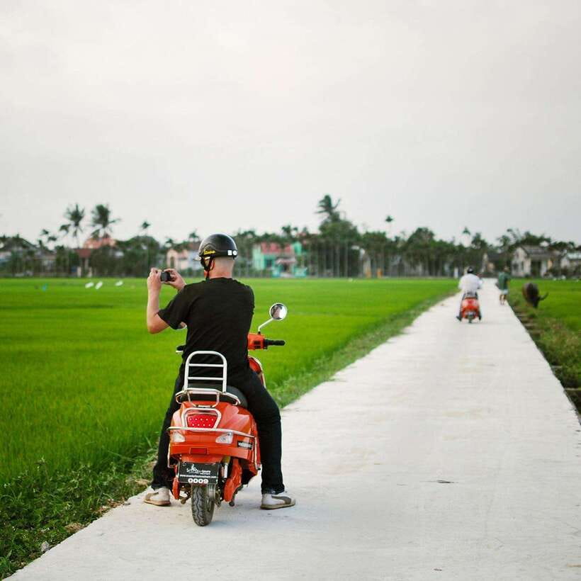 Hoi An: Half-day Electric Scooter Countryside Adventure - Cam Nam Village and the work behind Hoi An