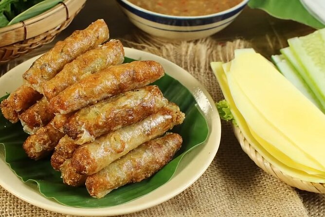 Hoi An Vespa Food Tour: Authentic & Exotic Food Culture - Why a Vespa is the right way to eat in Hoi An