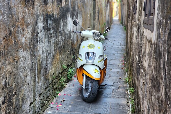 Hoi An Vespa Tours: Hoi An Highlights and Hidden Gems - Salt coffee and the Cam Chau stop