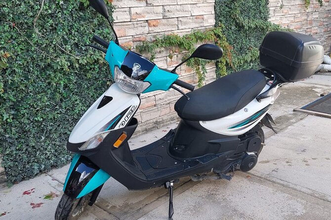 Italika D125 Private Scooter Rental in Tulum - Riding around Tulum for one day