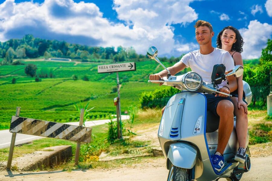 LANGHE : Vespa Tour to the Wine Region of Barolo - Battery range, charging, and peace of mind