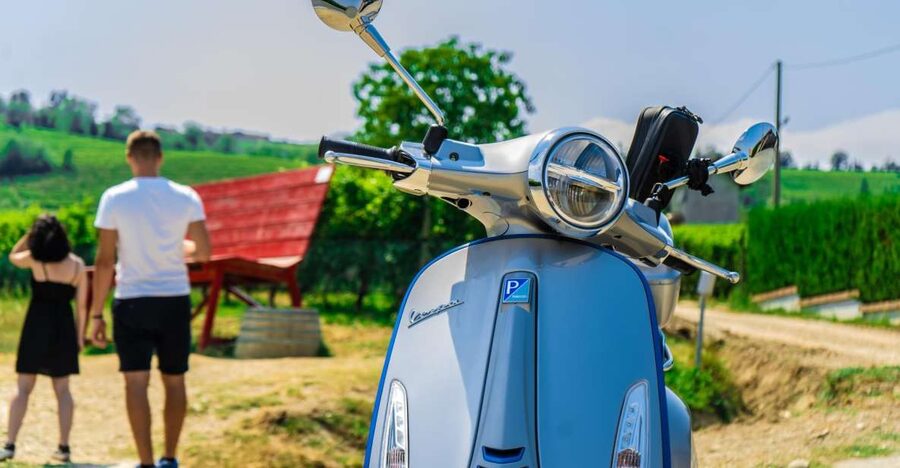 LANGHE : Vespa Tour to the Wine Region of Barolo - Learning the electric Vespa before departure