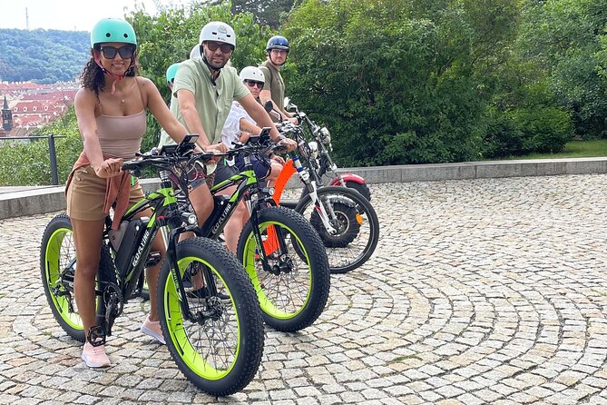 Live-Guided e-Scooter Tour of the Old Town of Prague, 60 min - Charles Bridge, Prague’s essential crossing