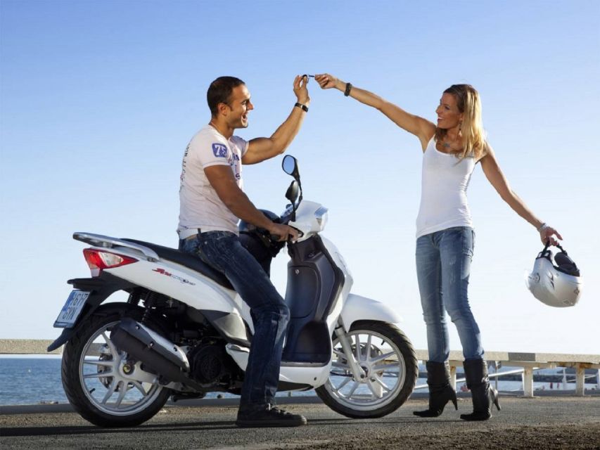 Maspalomas : Rent 7 hours - 7 Days a 125 cc Petrol Scooter - Starting at the Cita Shopping Center