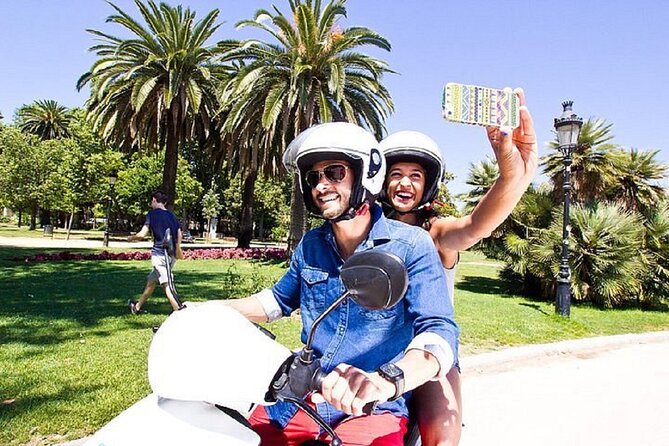 Maspalomas : Rent from 7 hours to 7 days a Petrol Scooter 125 cc - Picking up the scooter at Centro Commerciale Cita