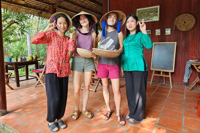 Mekong Zigzag Full Day tour: Scooter, Sailboat, Food (HCM-BenTre) - Lunch at Ba Danh Homestay