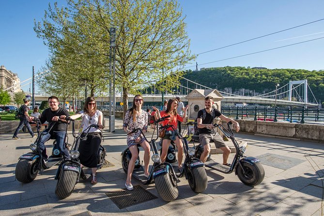MonsteRoller E-Scooter Rental in Budapest - What the ride feels like on the street