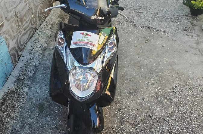 Montego Bay Scooter Rentals - Local food, beaches, and viewpoints