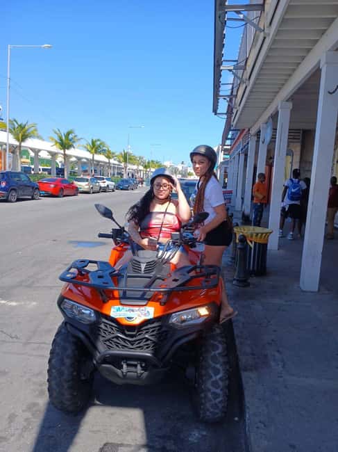Nassau: Guided Scooter/ATV Rental or Tour w/Beach Day Bundle - Fort Montague, Fort Charlotte, and Fort Fin Castle