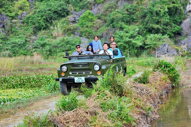 Ninh Binh HIGHTLIGHT & HIDDEN GEM Tour From Hanoi: Skip-The-Line - Hoa Lu and Vietnam’s early capital