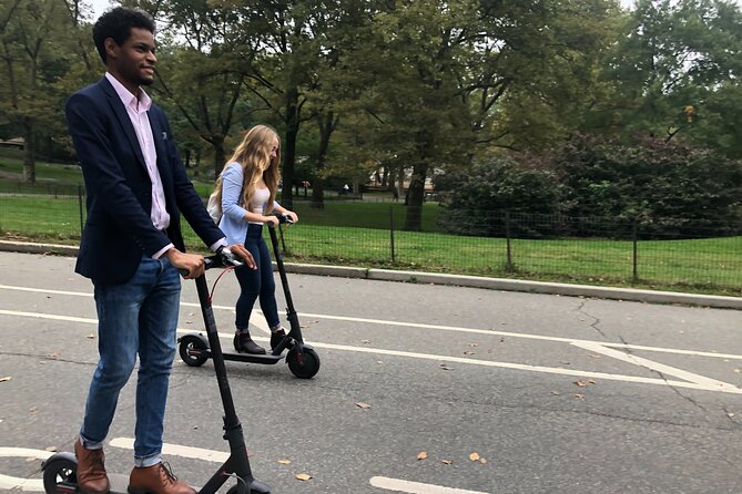NYC Electric Scooter Rental - Learning the controls before you leave