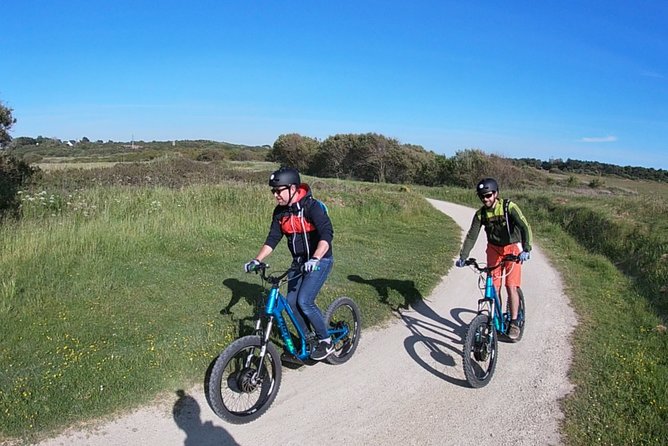 Off-road electric scooter-2h30 guided by GPS- "Carnac" - Menec, Kermario, and Kerlescan