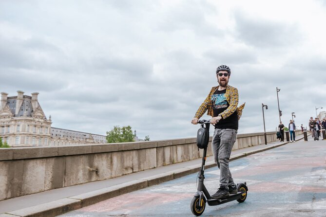 Paris E-Scooter Tour with fun & informative guide (small groups) - The Seine, Grand Palais, and Pont Alexandre III