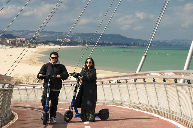 Pescara tour by e-scooter or bike among art, flavors and shopping - Starting at Locomotiva FS 74065124