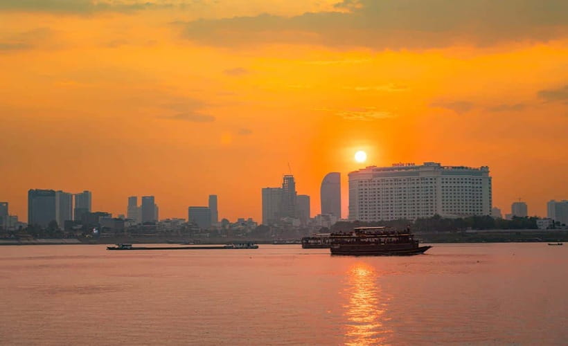 Phnom Penh: City & Silk Island Haft Day or Full Day Tour - What this Phnom Penh tour really offers