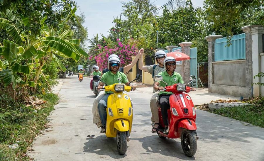 Phnom Penh Evening Food Tour -On Promotion Price limit Offer - Why this evening tour works