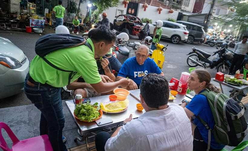 Phnom Penh Evening Food Tour -On Promotion Price limit Offer - Bassac Lane is the relaxed finish