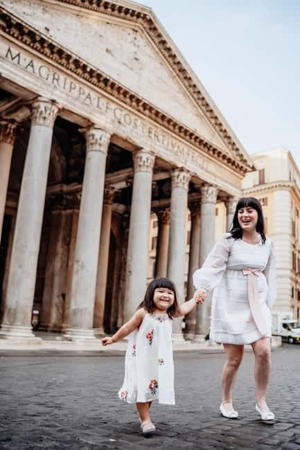 Photo Shoot in Rome with Vespa And Vintage Fiat 500 Options - Roman Forum and Piazza Venezia
