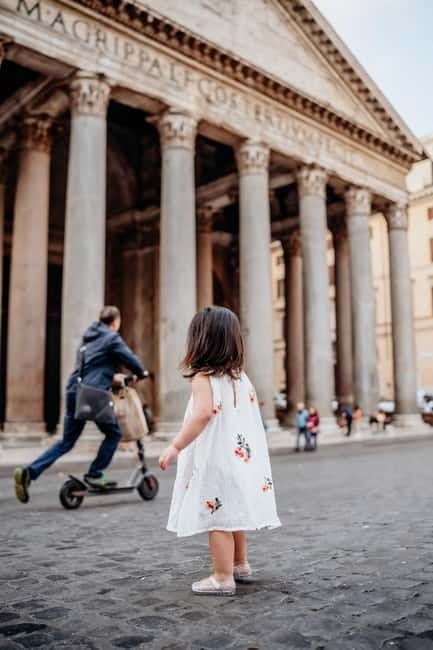 Photo Shoot in Rome with Vespa And Vintage Fiat 500 Options - Trevi Fountain: Beautiful, Famous, and Often Busy