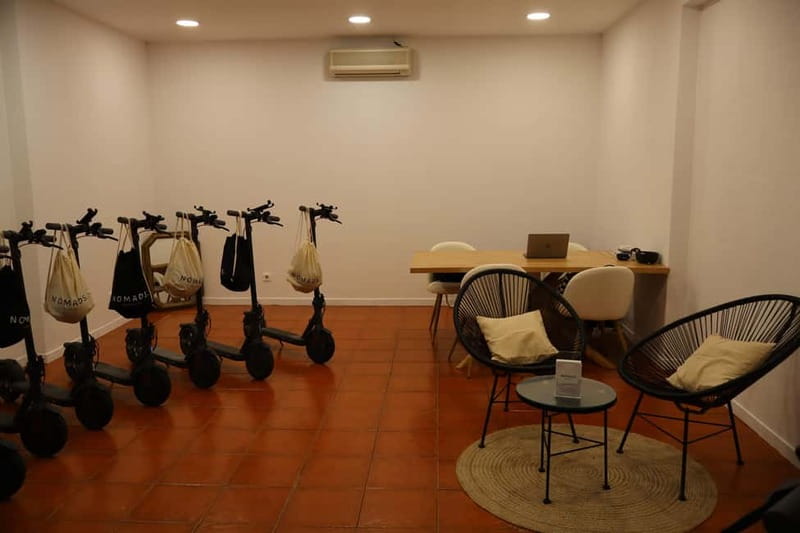 Portimão: E-Scooter Rental with Custom Routes - A self-guided way to see Portimão
