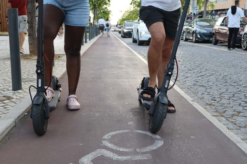 Portimão: E-Scooter Rental with Custom Routes - Choosing a four-hour ride or seven days