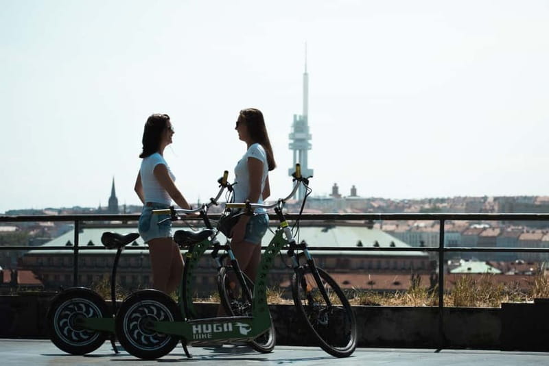 Prague: 3-Hour E-Scooter Tour in German - Prague Castle and the road to Loreta