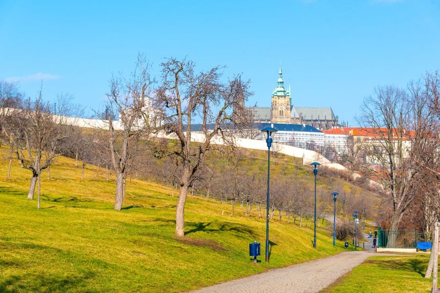 Prague: 4-Hour Segway and Scooter Tour with Lunch and Drinks - Charles Bridge, the Jewish Quarter, and Old Town Square