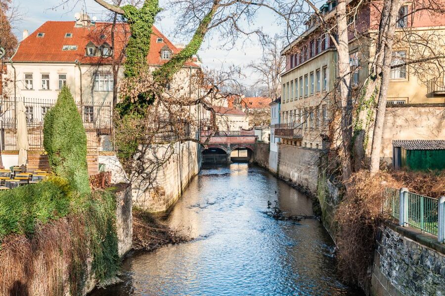 Prague: 4-Hour Segway and Scooter Tour with Lunch and Drinks - Petřín Hill and the Strahov switch