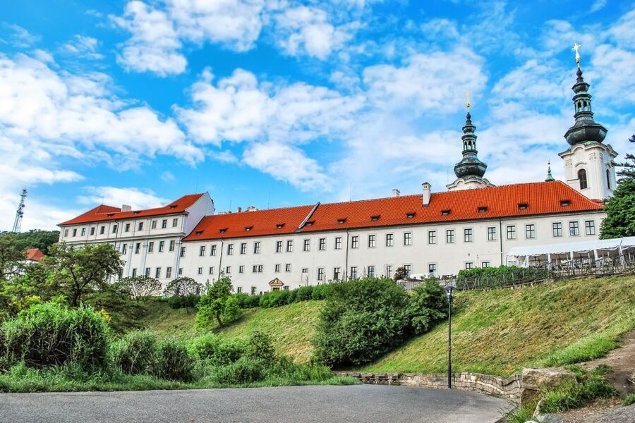 Prague: 4-Hour Segway and Scooter Tour with Lunch and Drinks - Strahov Stadium, Prague’s Beverly Hills, and the final views